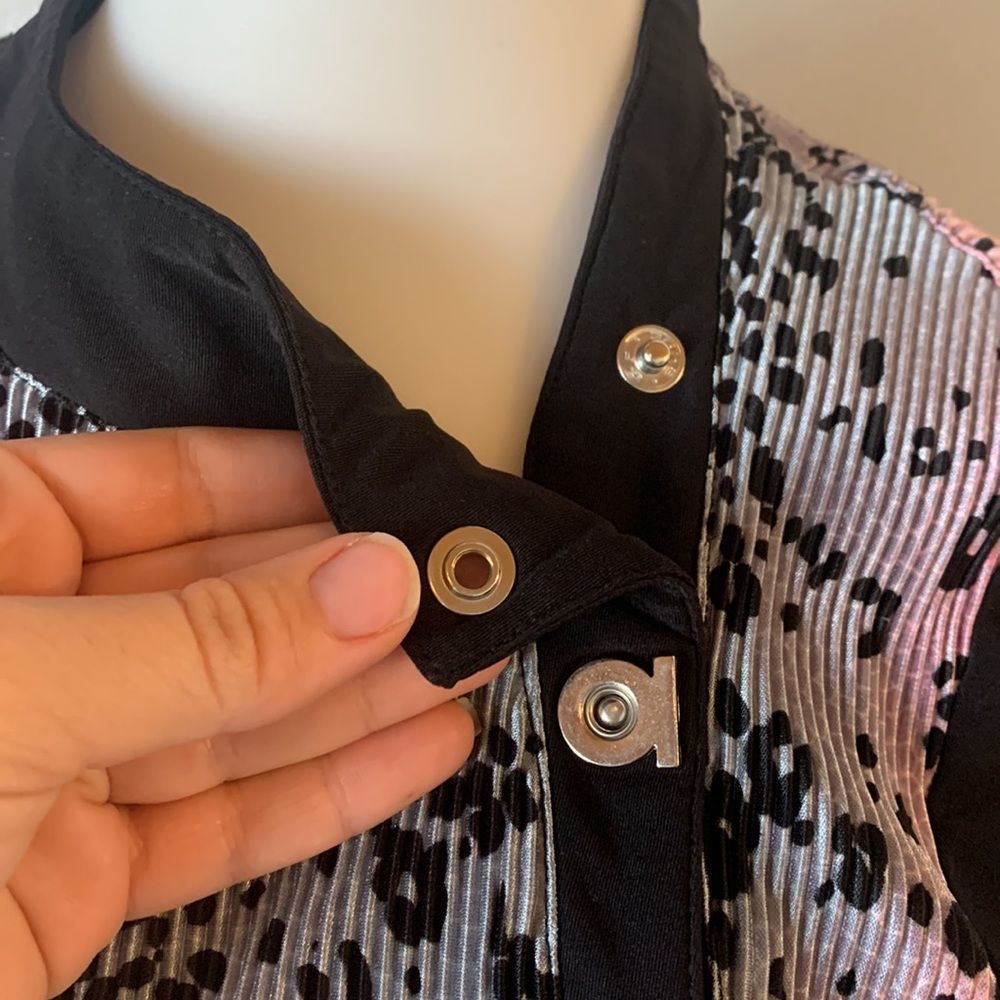 [Jamie Sadock] Pink/Black Pleated Leopard Shirt - Size Small - Picture 3 of 7